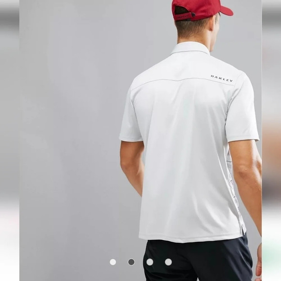 Oakley Men's Regular Fit High Crest Blue Striped Short Sleeve Golf Polo Large - Picture 7 of 16